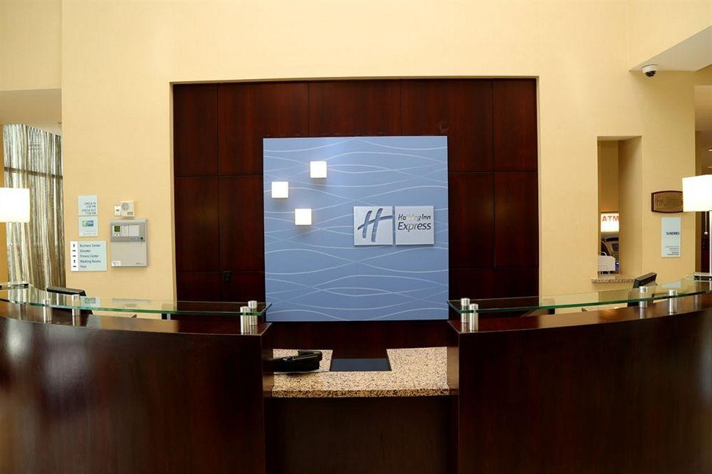 Holiday Inn Express Georgetown By Ihg Экстерьер фото